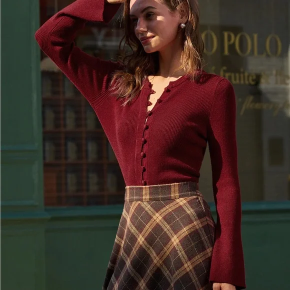 Red Bell Sleeve Ribbed Knit Tee - Picture 2 of 7